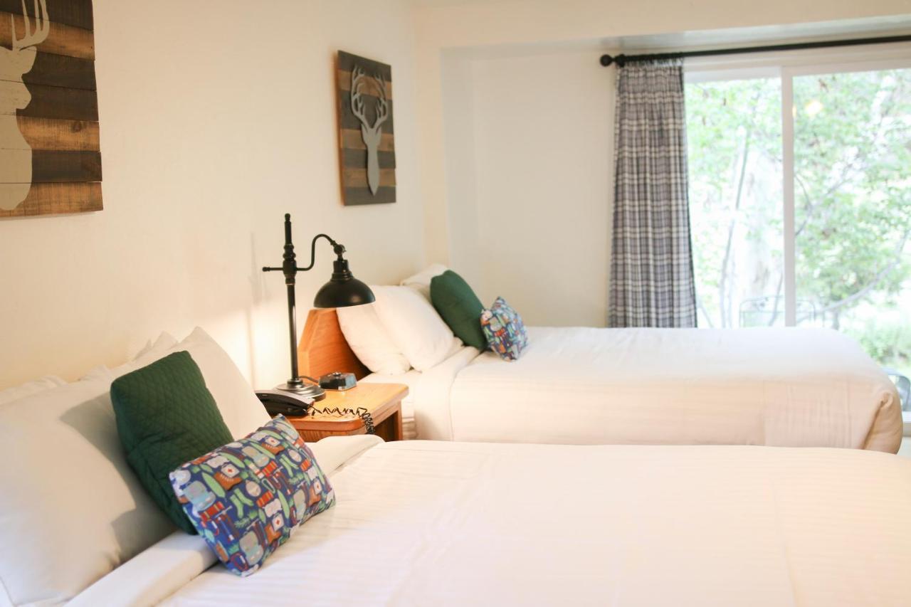 Buckeye Tree Lodge Три Ривърс Екстериор снимка