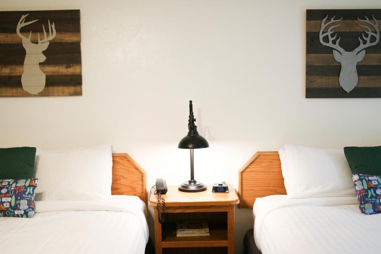 Buckeye Tree Lodge Три Ривърс Екстериор снимка